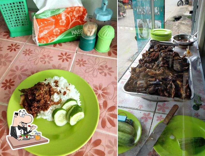 Meals at RM NASI BEBEK RICA-RICA RIZKA LIDIYA IMUT KHAS MADURA