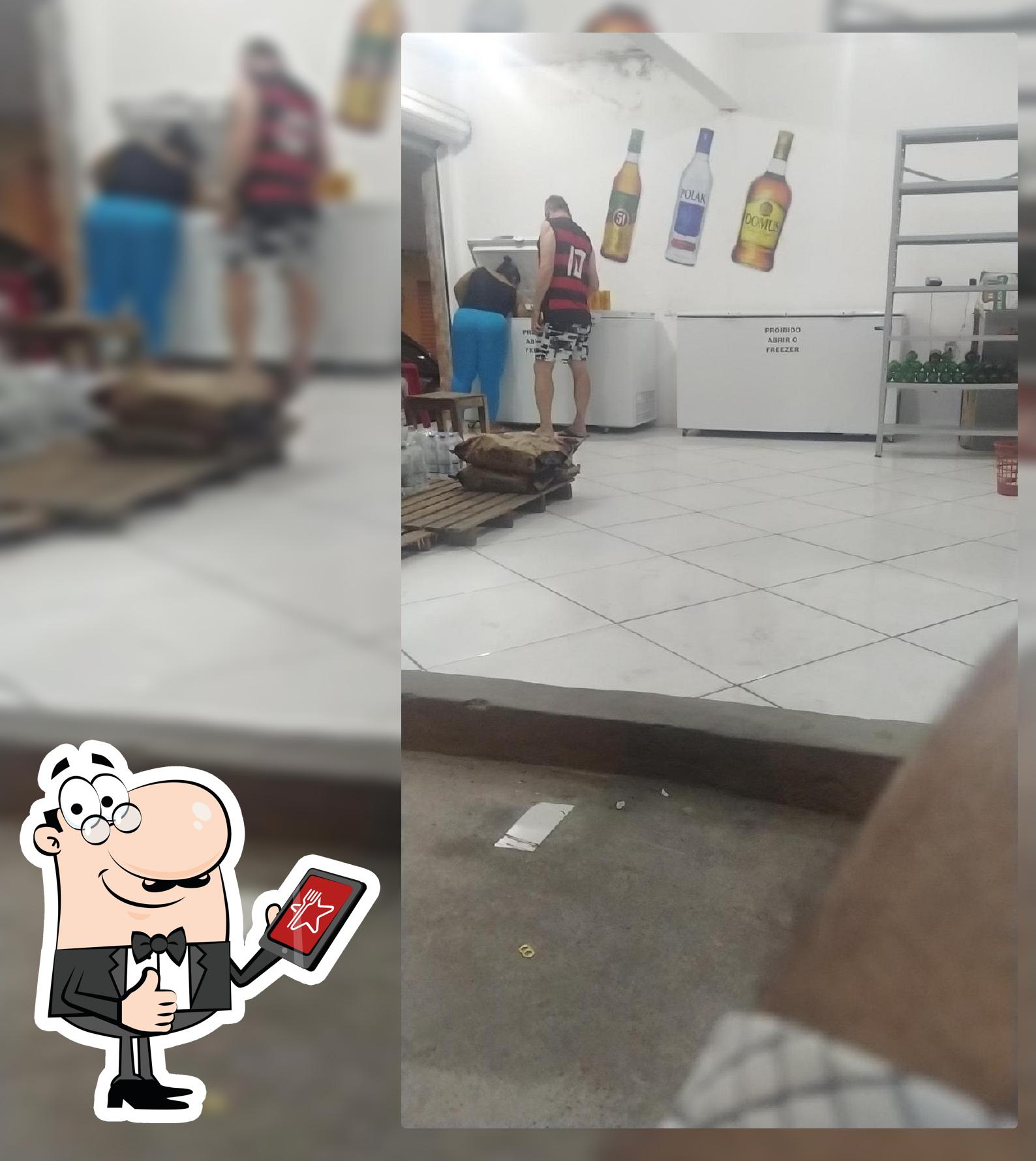 Peça diversos bebidas fornecidos no Bar da Fitness