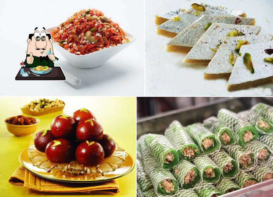 Abhishek Bikaner Sweets -Old and Famous Bikaner Sweets/Desi Ghee /famous Golgape Chat/Bikaner Sweets/Bakers Shop in Mukerian