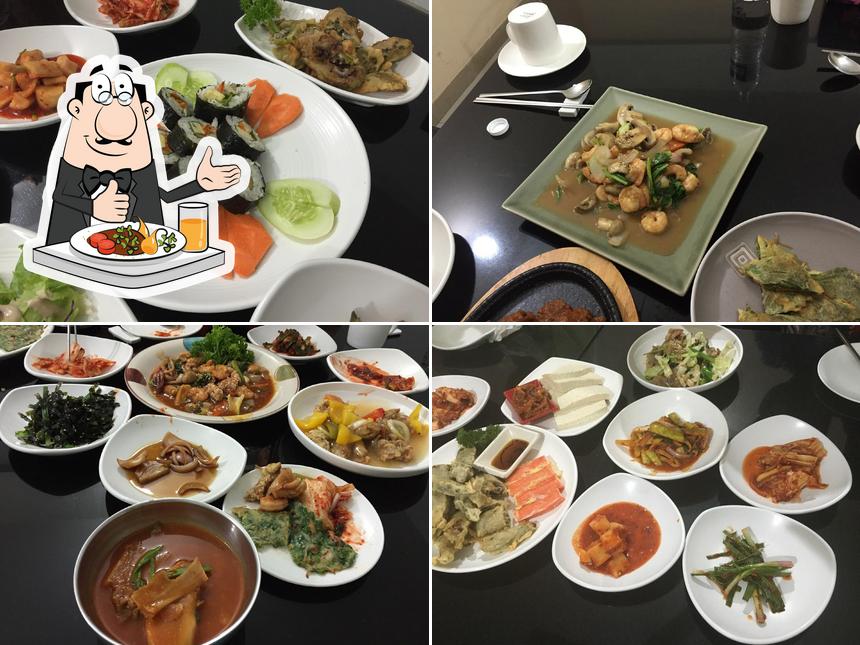 Food at Arirang Korean Guest House & Restaurant