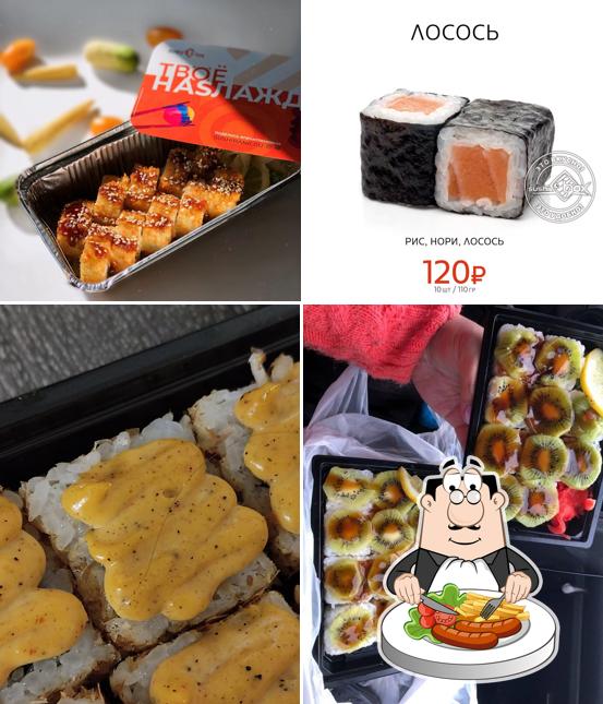 Food at Sushi Box