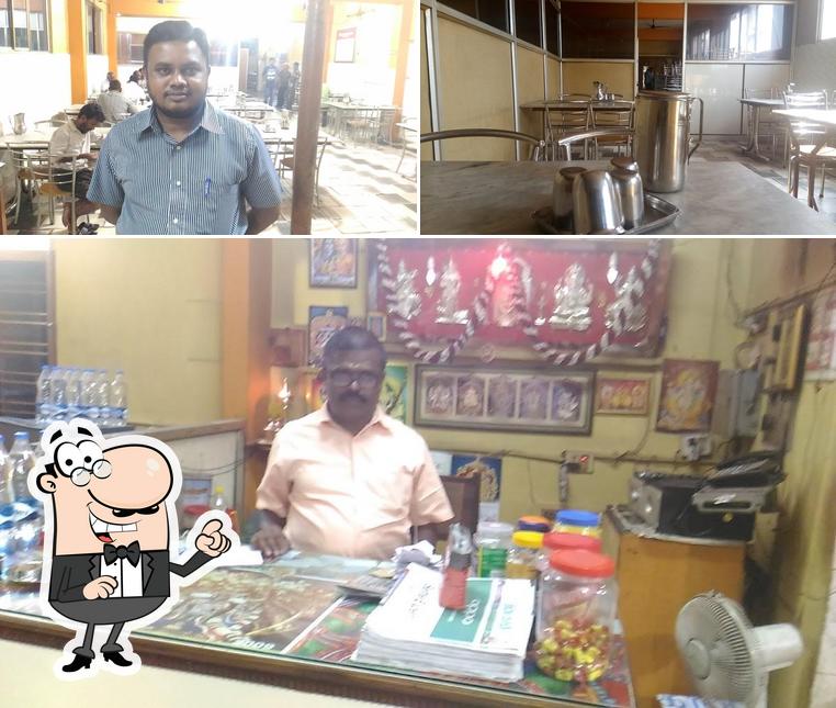 Check out how Sri SaravanaBhavan looks inside