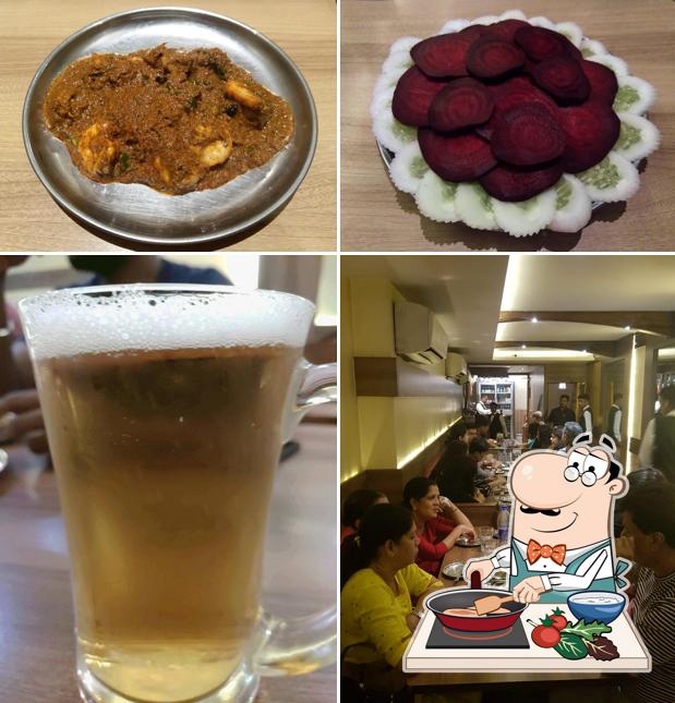 Chicken curry at Konkan Swad Gomantak Food Seafood Speciality Andheri East
