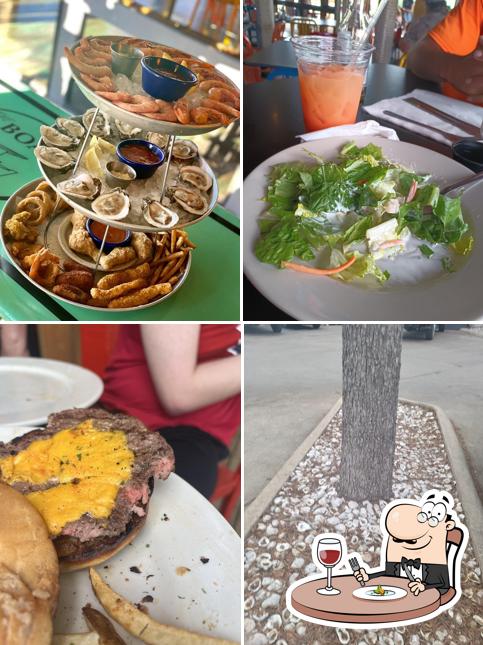 The Boat in Kerrville Restaurant menu and reviews