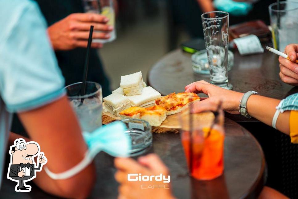 Guarda questa foto di Giordy Caffe