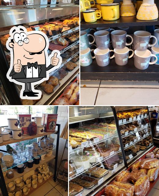 Hurst Bakery in Aurora Restaurant menu and reviews