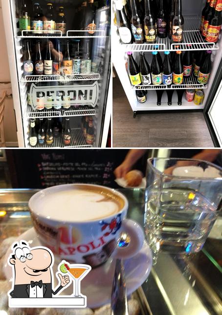 Prova un drink dal menu