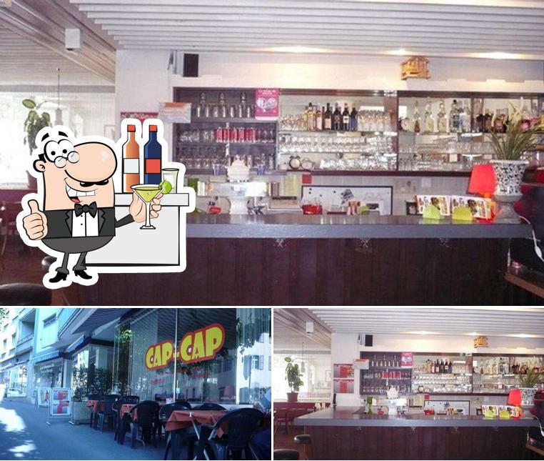 La immagine di bancone da bar e cibo da Cap-Cap Sion