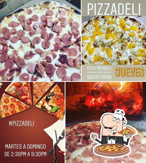 Order pizza at Pizzadeli - pizza a la leña