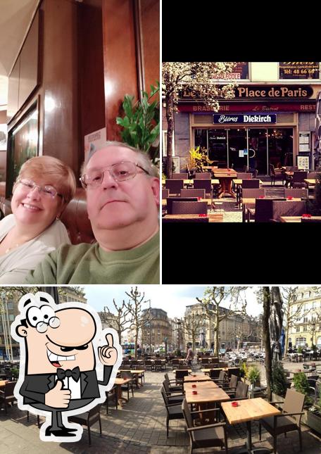 Regarder la photo de Brasserie Le Bistrot de la Place de Paris