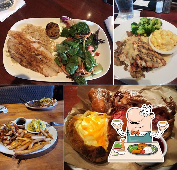 Cheddar's Scratch Kitchen, 3604 Walden Dr in Lexington Restaurant