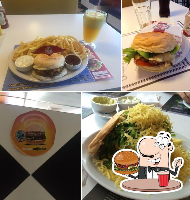 Try out a burger at Big Jack Hamburgueria - Castelo