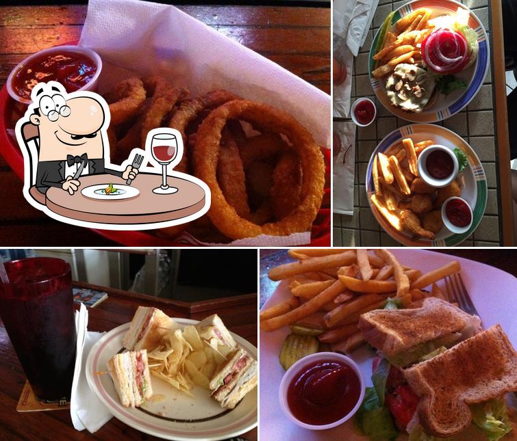 Rum Runners Bar in Palm Harbor Restaurant menu and reviews