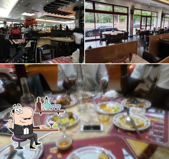 L'intérieur de Restaurant China Exupery