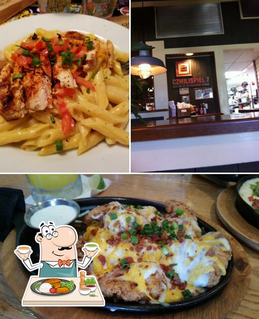 Chili's Grill & Bar in Crystal Lake Restaurant menu and reviews