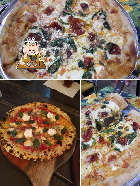 Try out pizza at Bistrô Yellow House