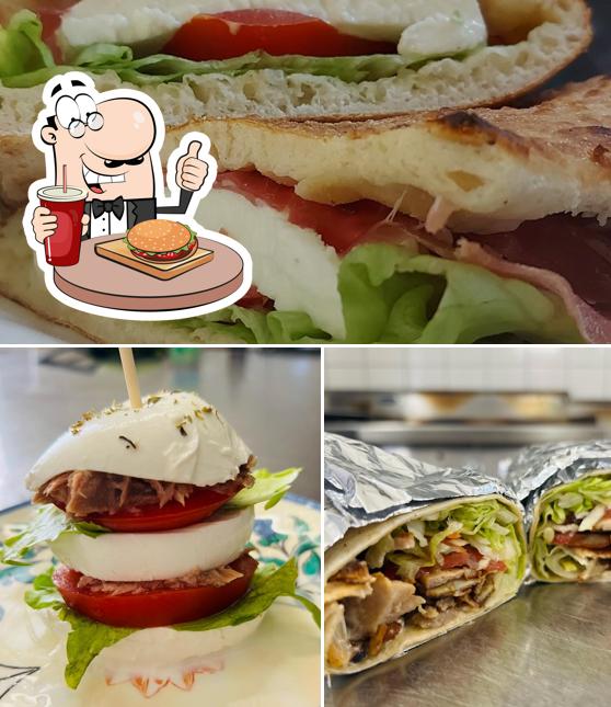 Gli hamburger di Pizz Stop potranno soddisfare molti gusti diversi