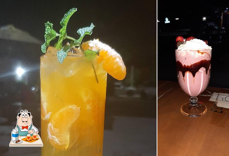 Desfrute de uma bebida no Akaza Bar e DRINKERIA