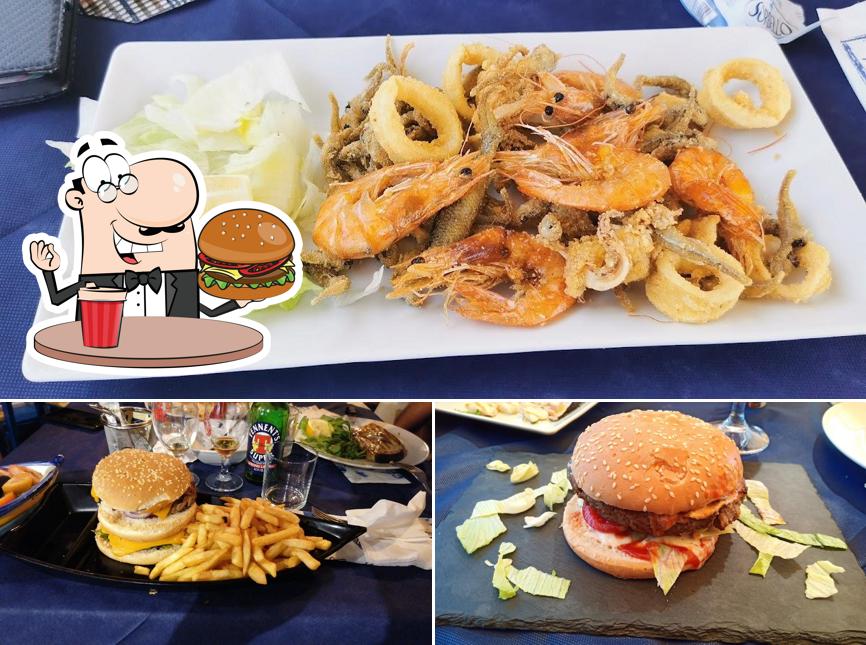 Prova un hamburger a La Piccola Venezia - Pizzeria Bar Pub
