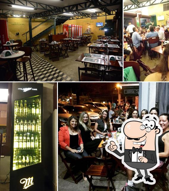 O interior do Geremia Bar e Petiscaria