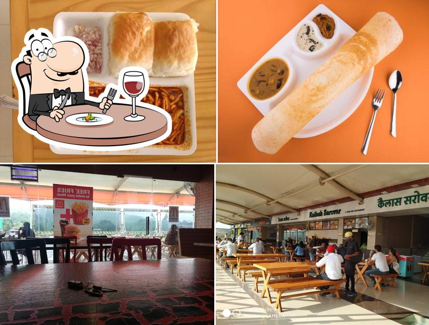 Meals at Food Highway Hotel
