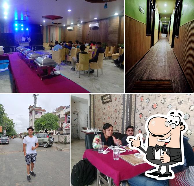 Hotel Silver Heights