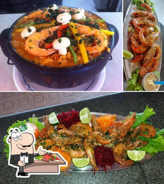 Попробуйте блюда с морепродуктами в "Quiosque da Helena"