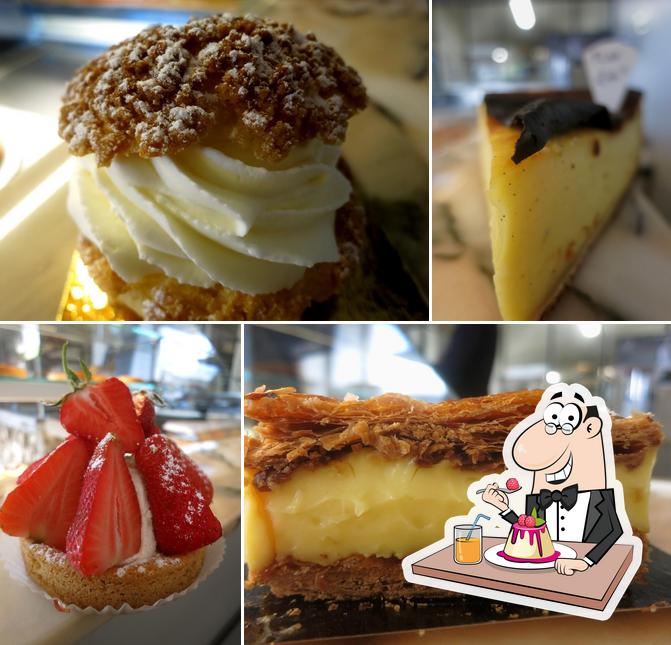 Aux Petits Godon offers a variety of sweet dishes