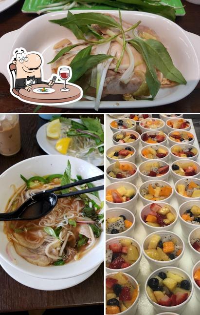 Food at Pho Hong Hung
