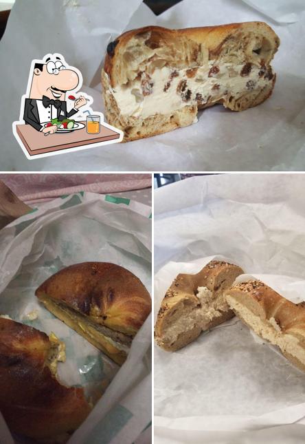 Wellwood Bagels in Lindenhurst Restaurant menu and reviews