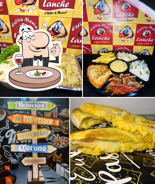 Comida em Esfirra Mania Lanche