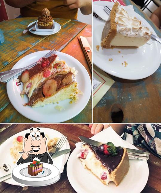 See this pic of Dalô Confeitaria