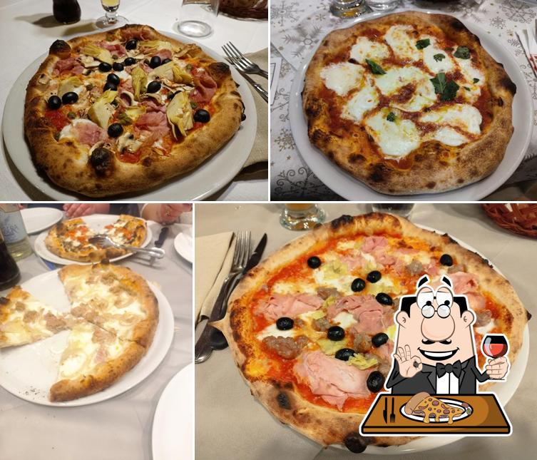 Ordina tra le svariate varianti di pizza