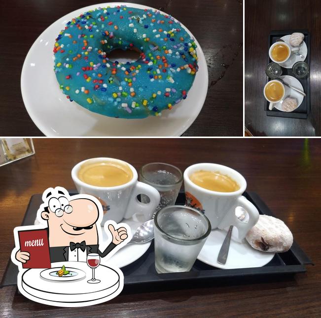 Café Donuts - Open Mall