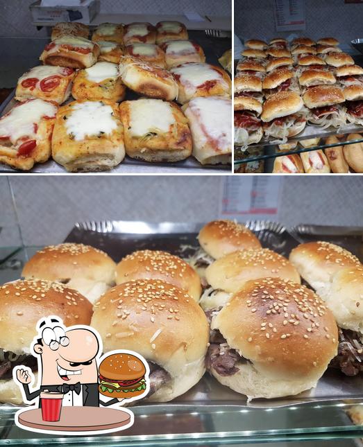 Prenditi un hamburger a Polli Pizze E Mignon