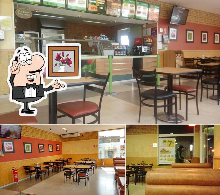 O interior do Subway