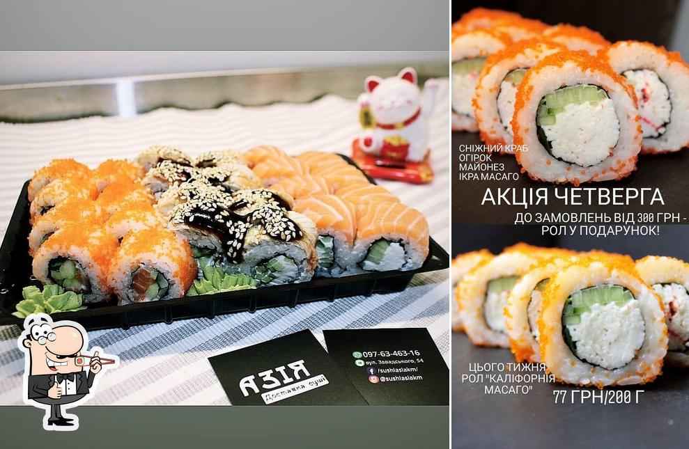 Les sushi sont offerts par Aziya