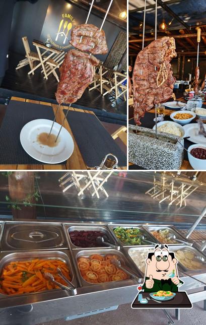 Platos en Family Restaurante e Choperia