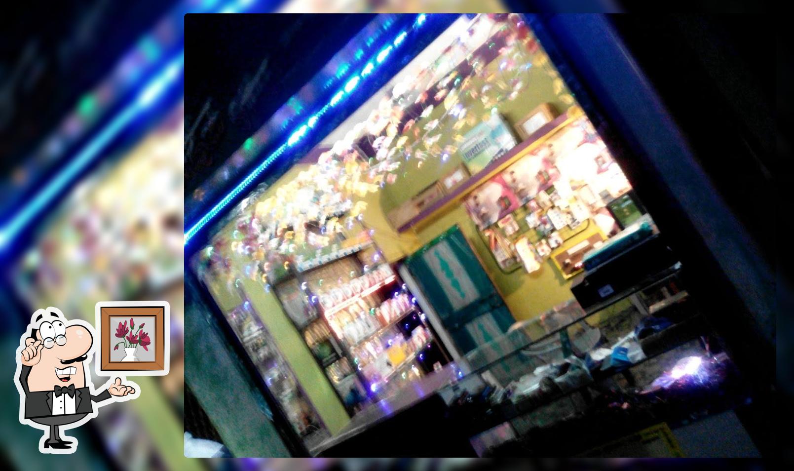 GOLDEN KULFI CENTRE PATHARIYA, WORLD FAMOUS KULFI