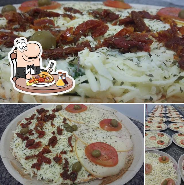 Peça diferentes variedades de pizza