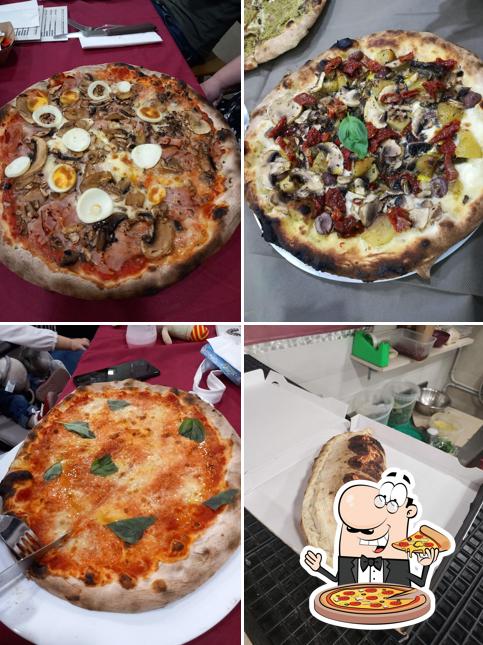 Scegli una pizza a Pizzeria La Fontana