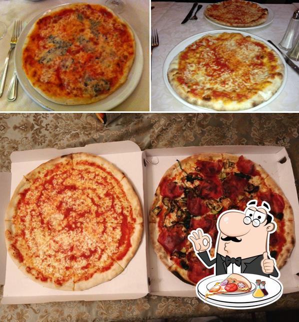 Scegli tra le molte varianti di pizza