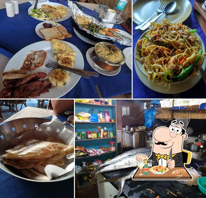 Food at Junas by the beach