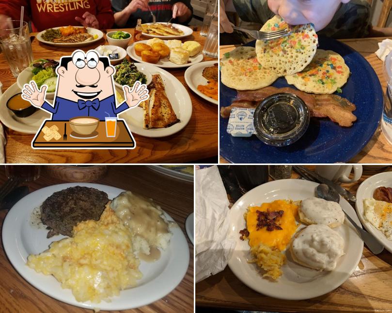 Platos en Cracker Barrel Old Country Store