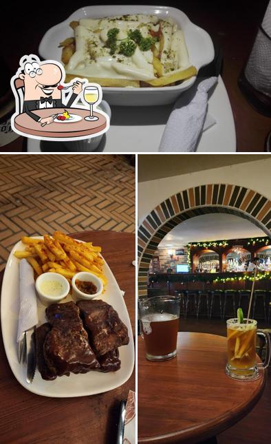 Food at Chicamocha Pub