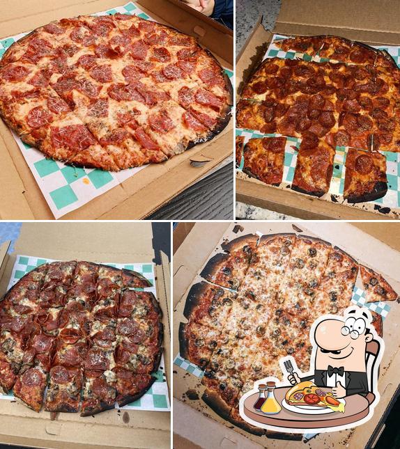 Pizza Fried Chicken Ice Cream in Chicago Restaurant menu and reviews