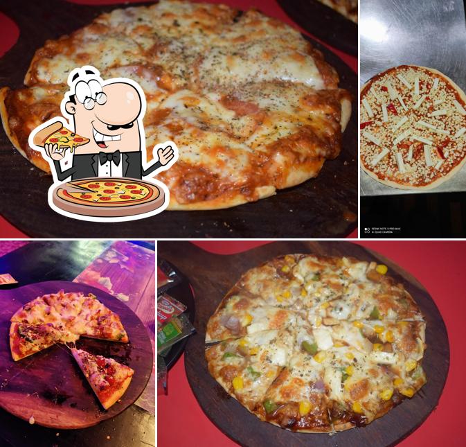 Get pizza at Khayal restra cafe