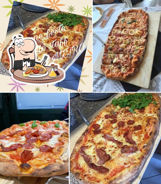 Scegli tra le svariate varianti di pizza