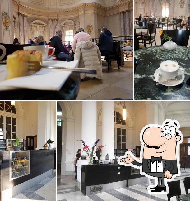 Check out how Café Pi im Pergamonmuseum looks inside