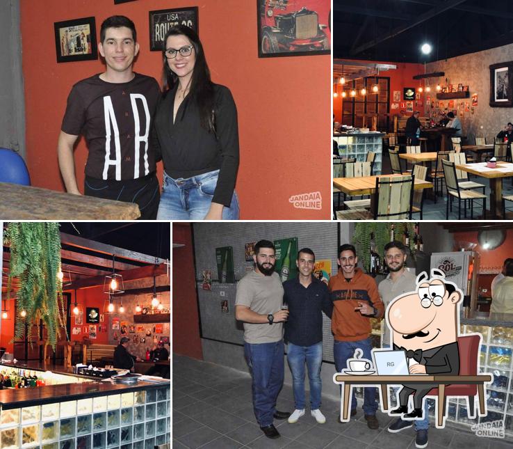 O interior do Baronezza Gastrobar